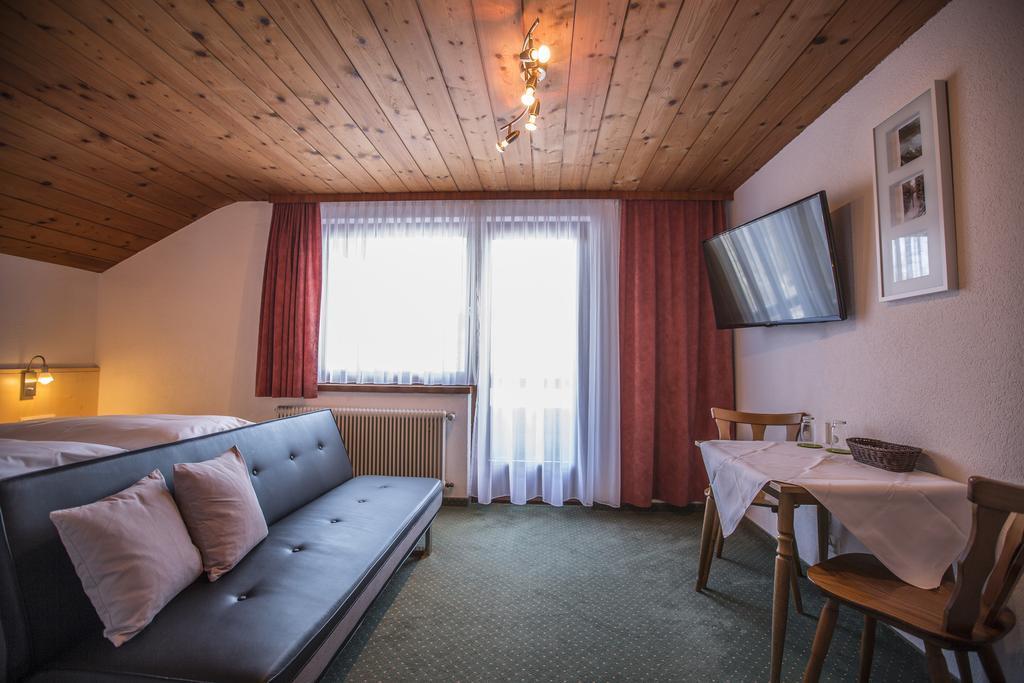 Gaestehaus-Pension Barbara Andelsbuch Oda fotoğraf